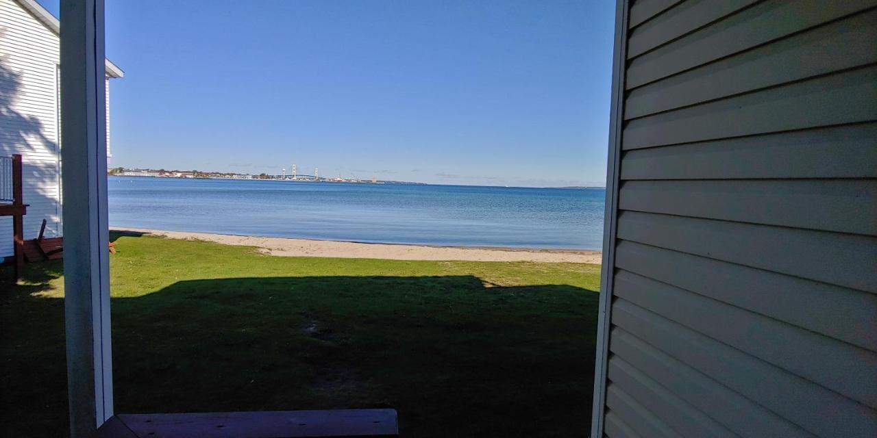Sunrise Beach Motel Mackinaw Stadt Exterior foto