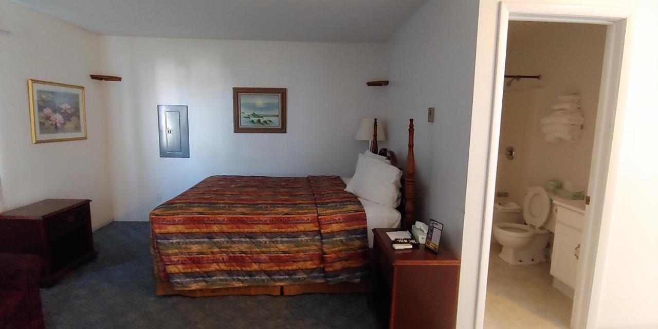 Sunrise Beach Motel Mackinaw Stadt Exterior foto
